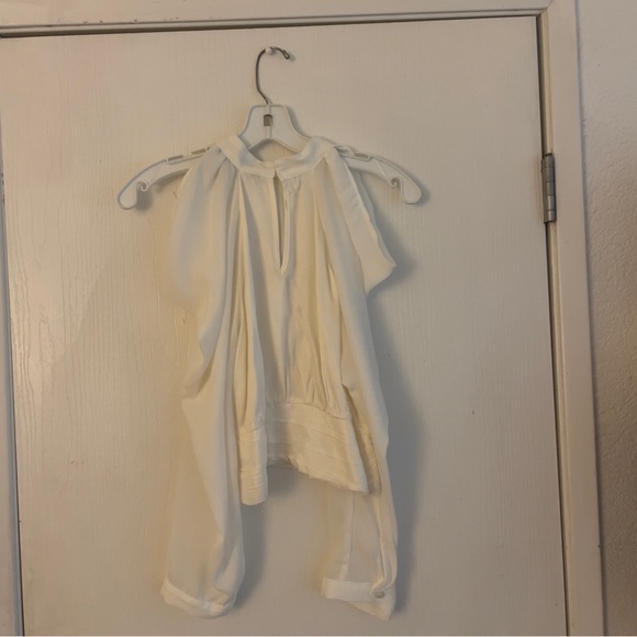 NWT ZARA BLOUSE WITH OPENING AT SHOULDERS SIZE M - Picture 5 of 11